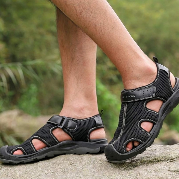 👣CAMEL CROWN Men's Mesh Hiking Sandals Closed-Toe Beach Sandal for Athletic - Picture 2 of 7